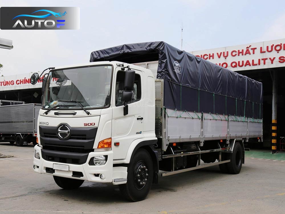 Xe tải Hino FC9JJTC (6.5t - dài 5.6m) thùng mui bạt